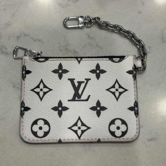 100% Authentic Louis Vuitton Marelle Black Leather Satchel - Picture 6 of 9